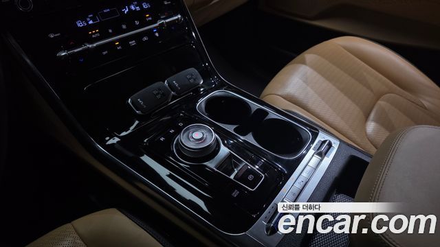 Kia Canival 2022 — photo 9