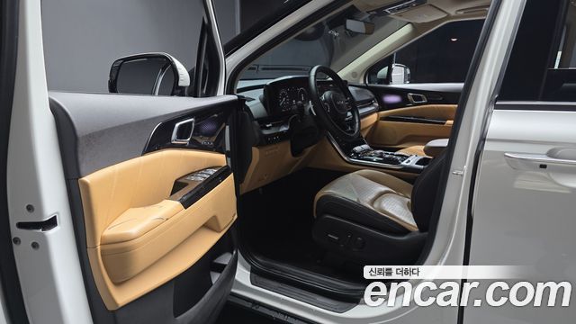 Kia Canival 2022 — photo 10