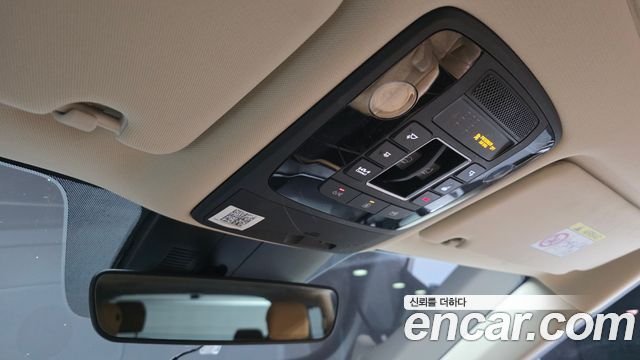 Kia Canival 2022 — photo 17