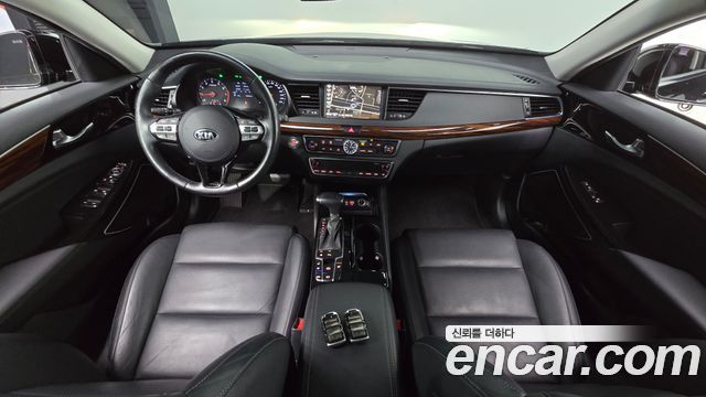Kia K7 2016 — photo 10