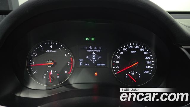 Kia K7 2016 — photo 11