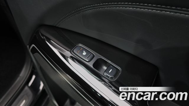 Kia K7 2016 — photo 22