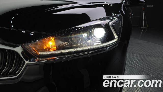Kia K7 2016 — photo 8