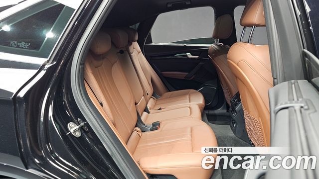 Audi Q5 2021 — photo 18