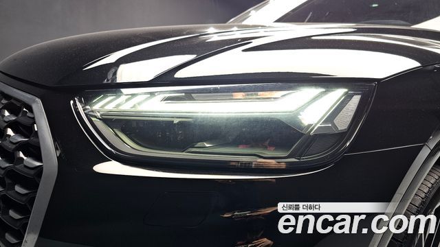Audi Q5 2021 — photo 8