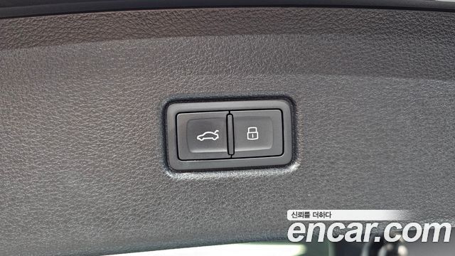 Audi Q5 2021 — photo 27