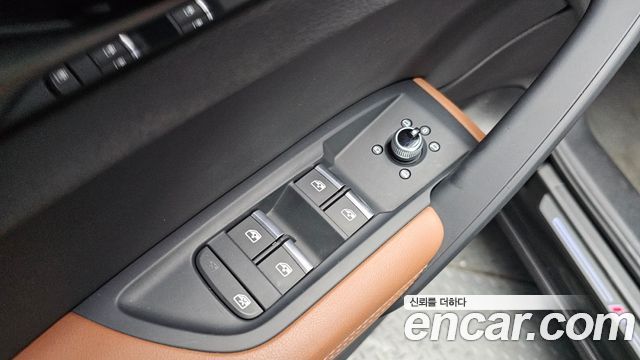 Audi Q5 2021 — photo 37