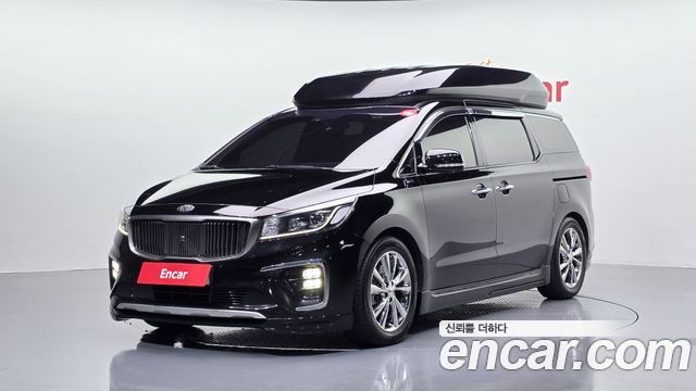 Kia Canival 2019 — photo 1