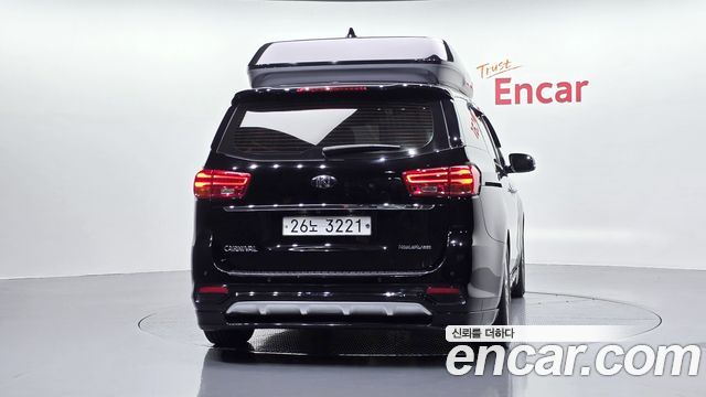 Kia Canival 2019 — photo 4