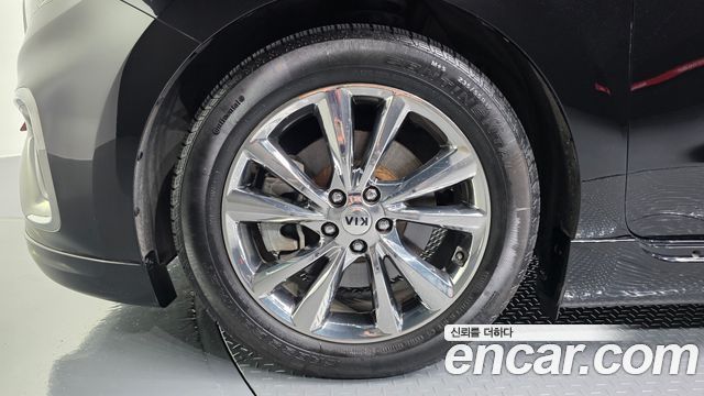 Kia Canival 2019 — photo 5