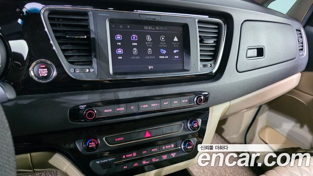 Kia Canival 2019 — photo 19