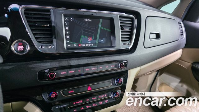 Kia Canival 2019 — photo 20