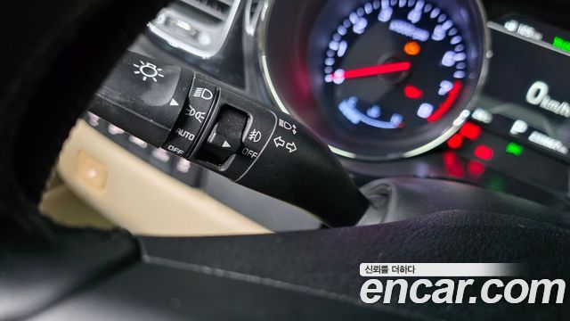 Kia Canival 2019 — photo 25