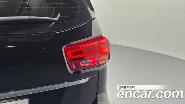 Kia Canival 2019 — photo 9