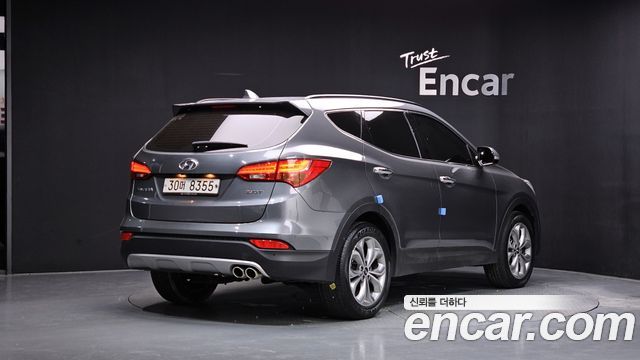 Hyundai Santafe 2015 — photo 2