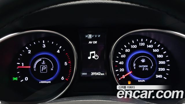 Hyundai Santafe 2015 — photo 11