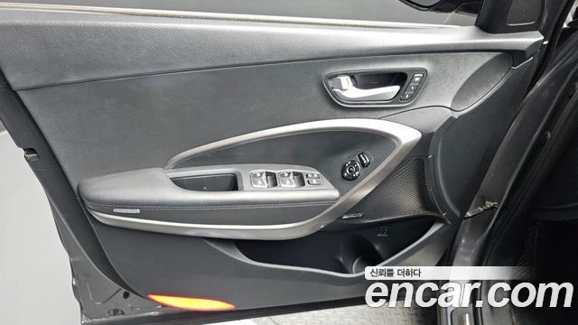 Hyundai Santafe 2015 — photo 14