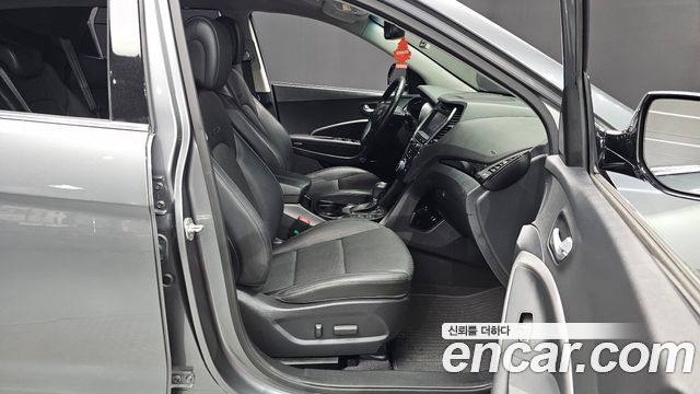Hyundai Santafe 2015 — photo 16