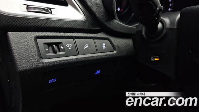 Hyundai Santafe 2015 — photo 32