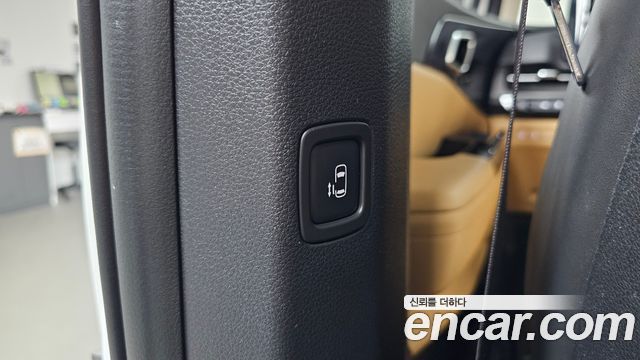Kia Canival 2023 — photo 24