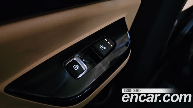 Kia Canival 2023 — photo 25
