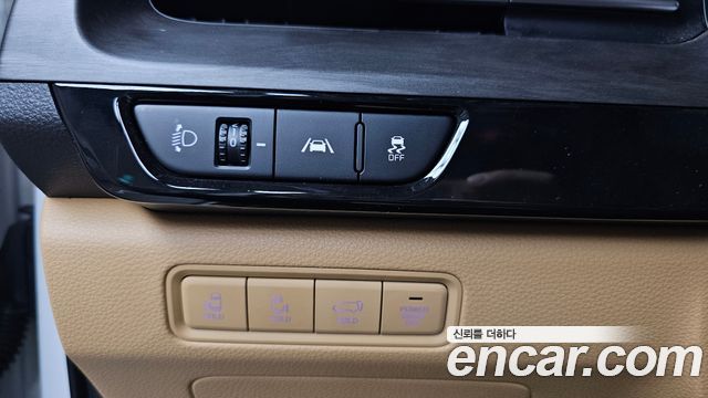Kia Canival 2023 — photo 29