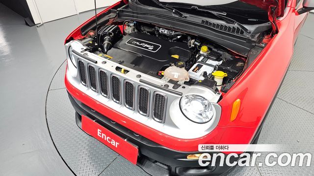 Jeep Renegade 2017 — photo 6