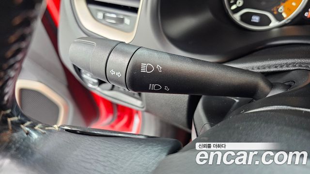 Jeep Renegade 2017 — photo 25