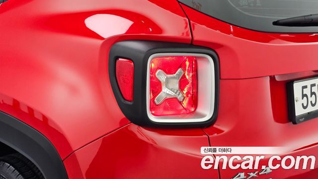Jeep Renegade 2017 — photo 9