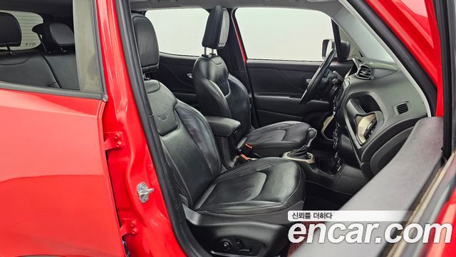 Jeep Renegade 2017 — photo 16