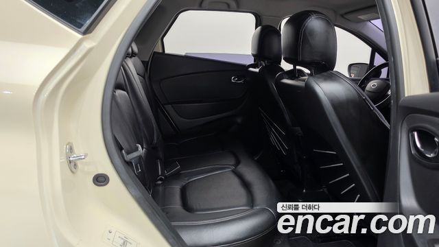 Renault Korea QM3 2016 — photo 12