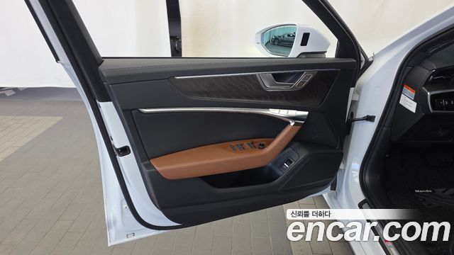 Audi A6 2023 — photo 14