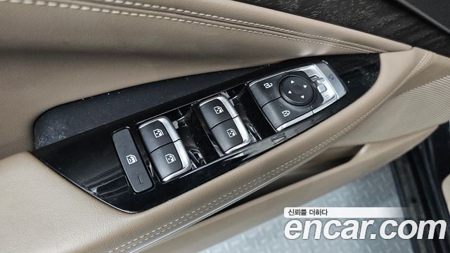 Kia K8 2022 — photo 37