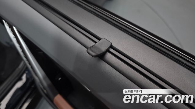 BMW 5-Series 2025 — photo 34