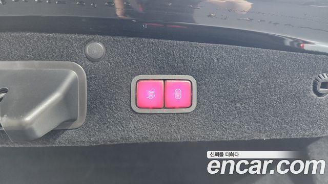 Mercedes-Benz S-Class 2019 — photo 17