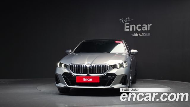 BMW 5-Series 2025 — photo 3