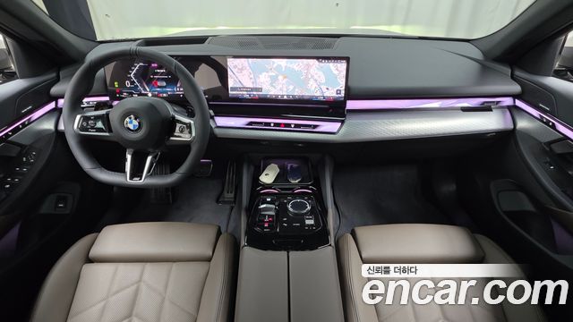 BMW 5-Series 2025 — photo 10