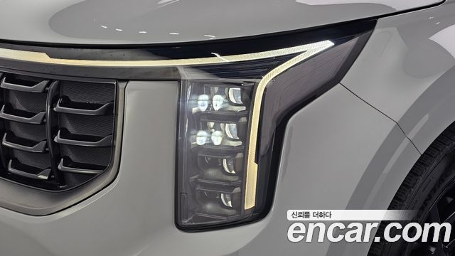 Kia Canival 2024 — photo 8