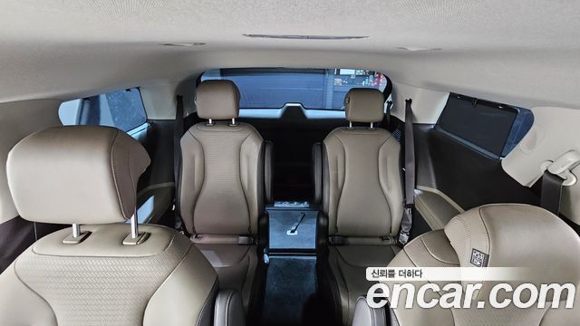 Kia Canival 2024 — photo 30