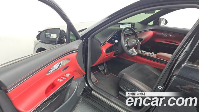 Genesis GV70 2024 — photo 13