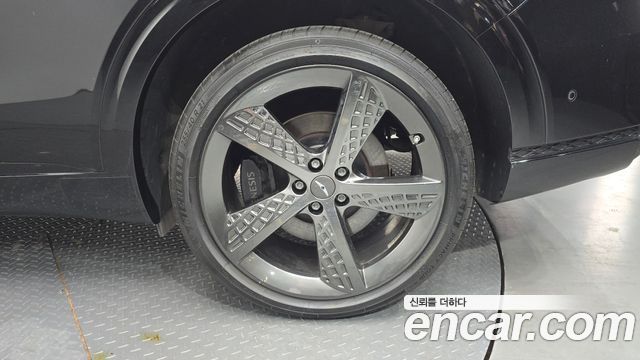 Genesis GV70 2024 — photo 7
