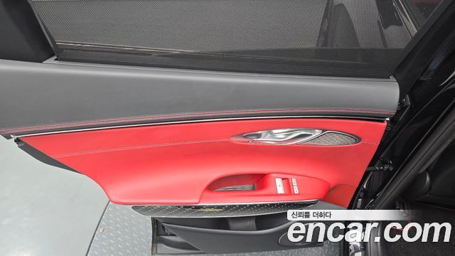 Genesis GV70 2024 — photo 15