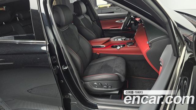 Genesis GV70 2024 — photo 16