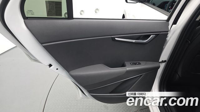 Kia Niro 2026 — photo 15
