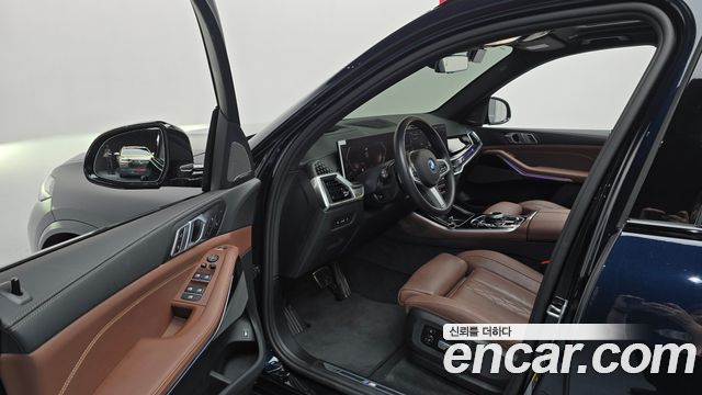 BMW X5 2025 — photo 13