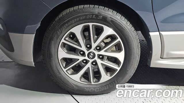 Hyundai Starex 2019 — photo 5