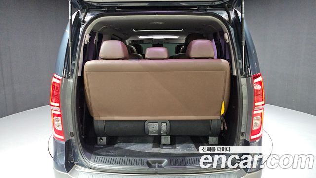Hyundai Starex 2019 — photo 20