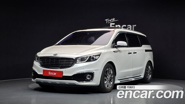 Kia Canival 2016 — photo 1