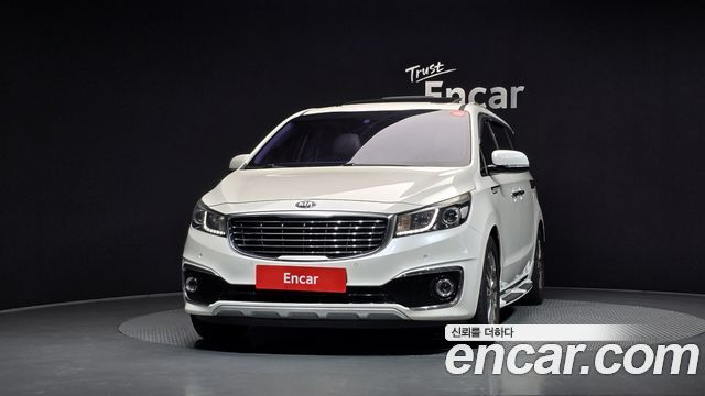 Kia Canival 2016 — photo 3