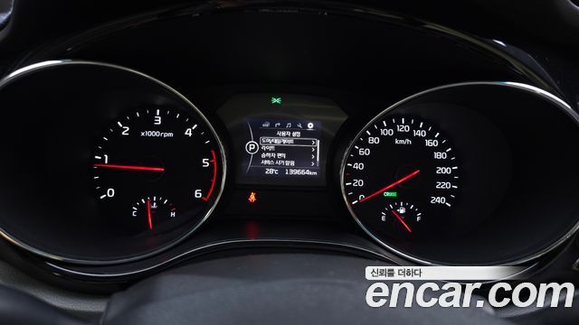 Kia Canival 2016 — photo 8
